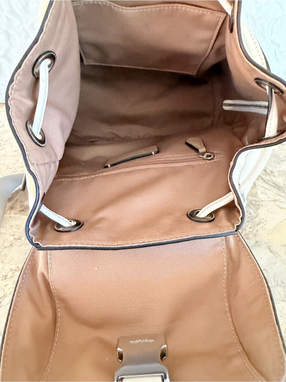 COACH Pace Backpack CR100 White cream Neutral Cream Leather Backpack  Daypack - Picture 9 of 10